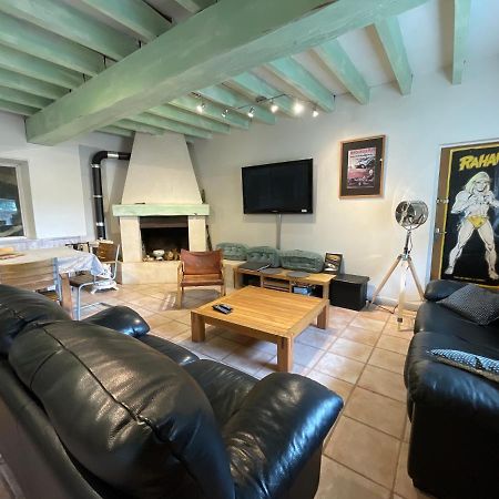 Ferme Gite Equestre En Charente กงโฟลองส์ ภายนอก รูปภาพ